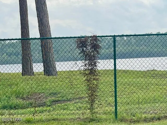 View Drive Alford, FL 32420