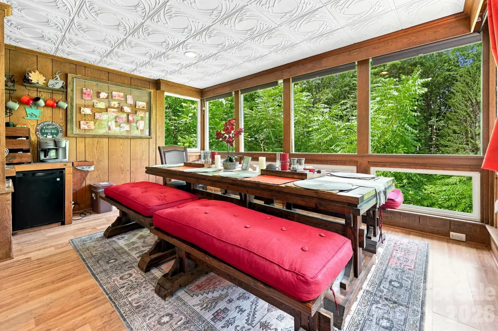 146 Chestnut Walk Drive Waynesville, NC 28786