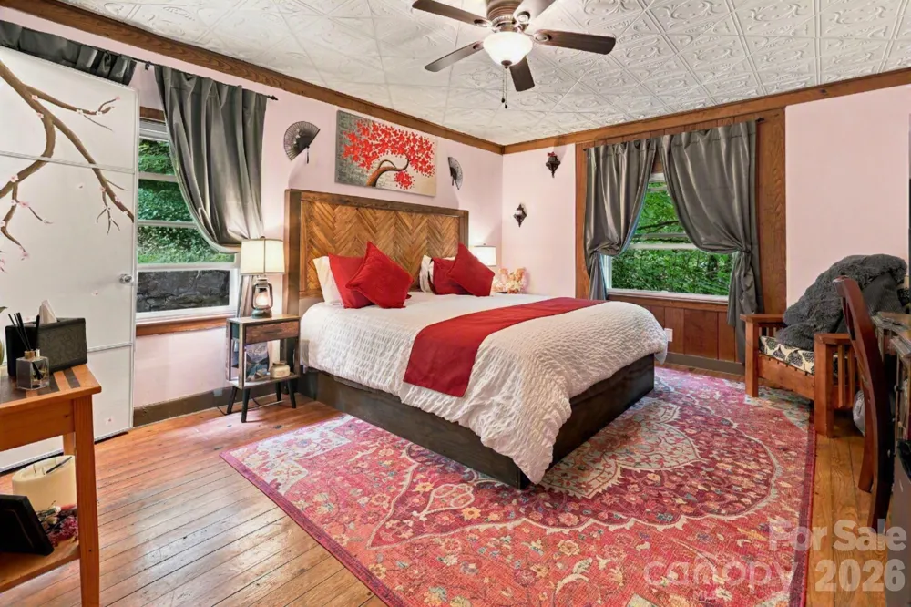 146 Chestnut Walk Drive Waynesville, NC 28786