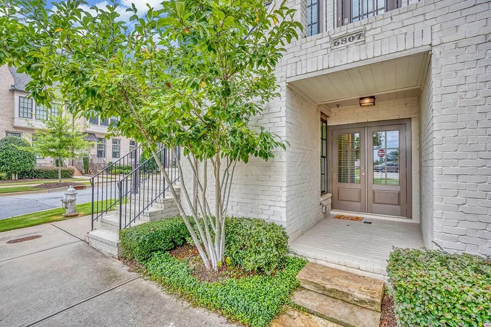 6807 Encore Boulevard Sandy Springs, GA 30328