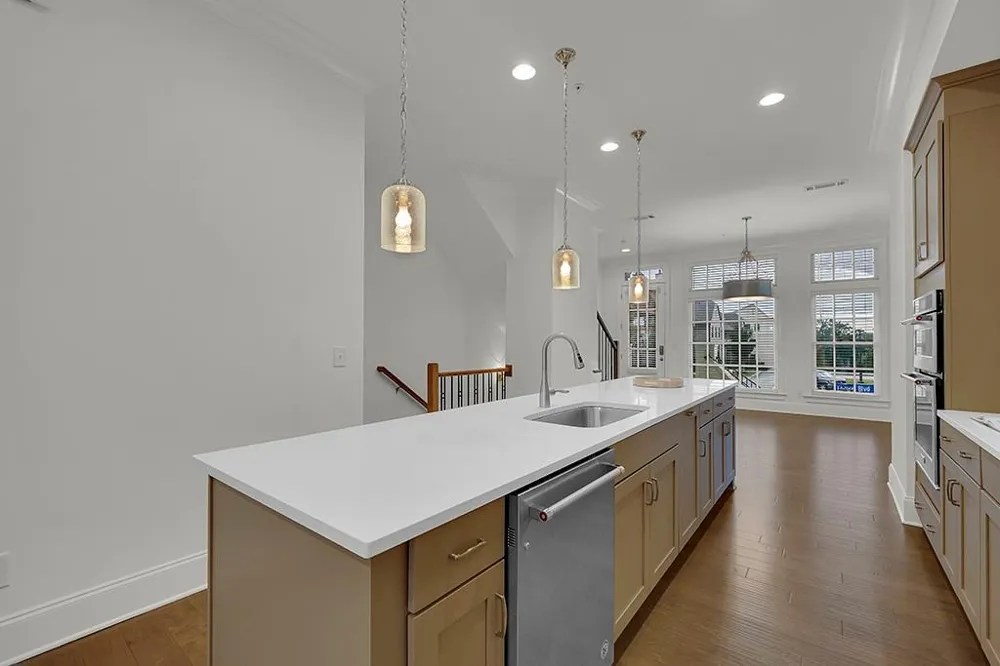 6807 Encore Boulevard Sandy Springs, GA 30328