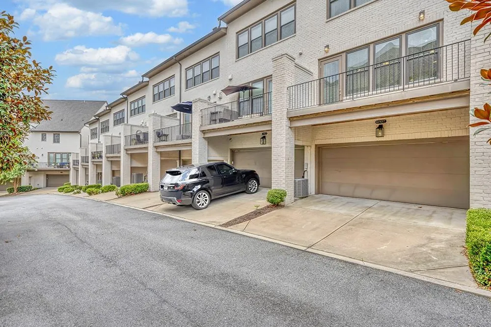 6807 Encore Boulevard Sandy Springs, GA 30328