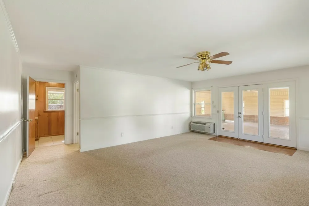 618 Fairlane Dr Lewisburg, TN 37091