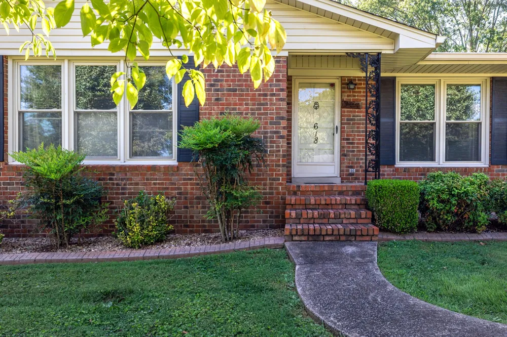 618 Fairlane Dr Lewisburg, TN 37091