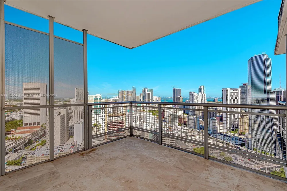 350 S MIAMI AVENUE #3711 Miami, FL 33130