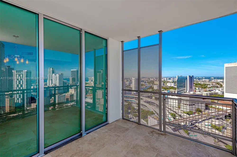 350 S MIAMI AVENUE #3711 Miami, FL 33130
