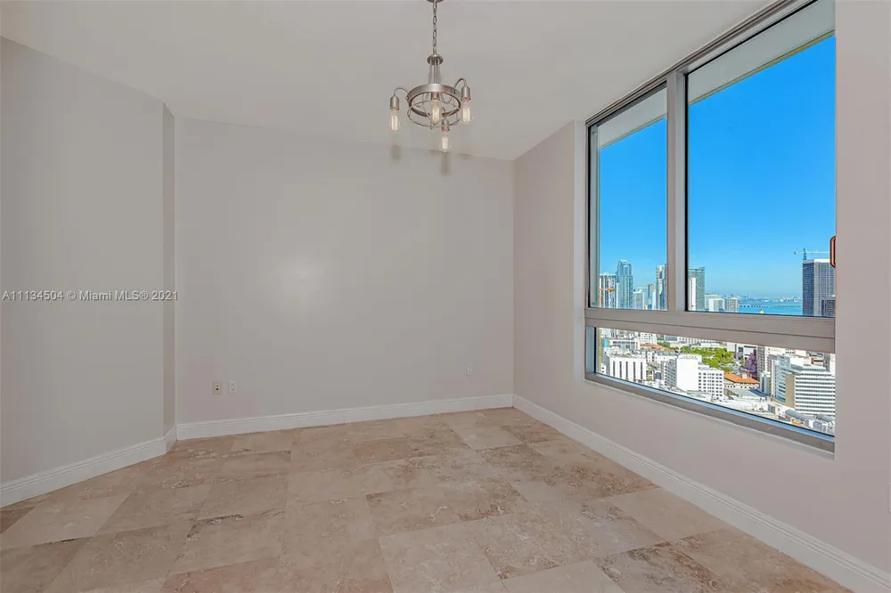 350 S MIAMI AVENUE #3711 Miami, FL 33130