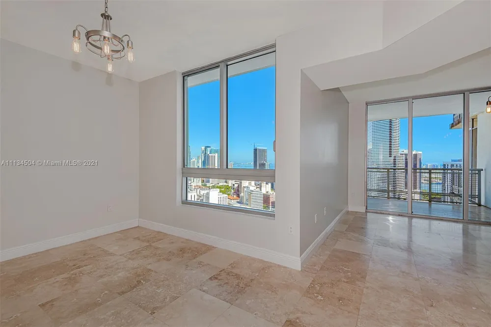 350 S MIAMI AVENUE #3711 Miami, FL 33130