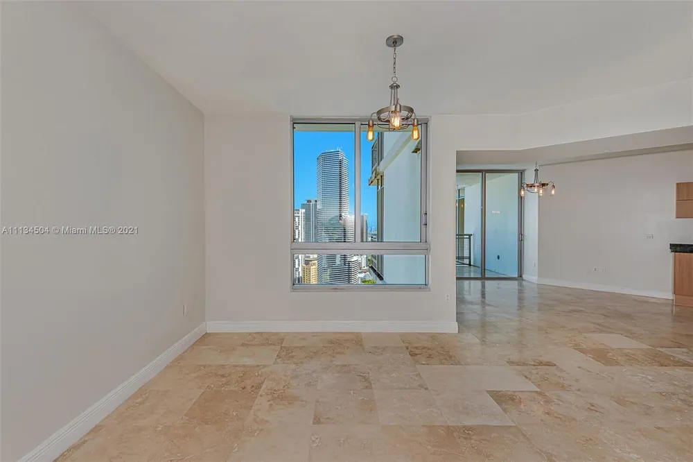 350 S MIAMI AVENUE #3711 Miami, FL 33130