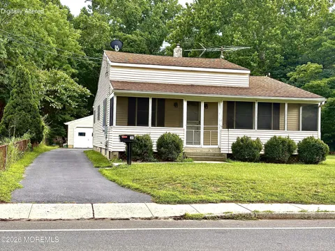 31 Magnolia Avenue