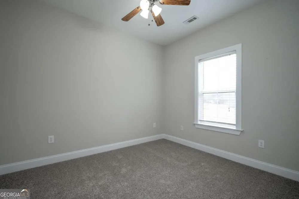 52 Willow Oak CIR Comer, GA 30629