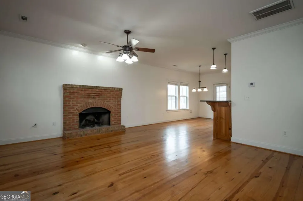 52 Willow Oak CIR Comer, GA 30629