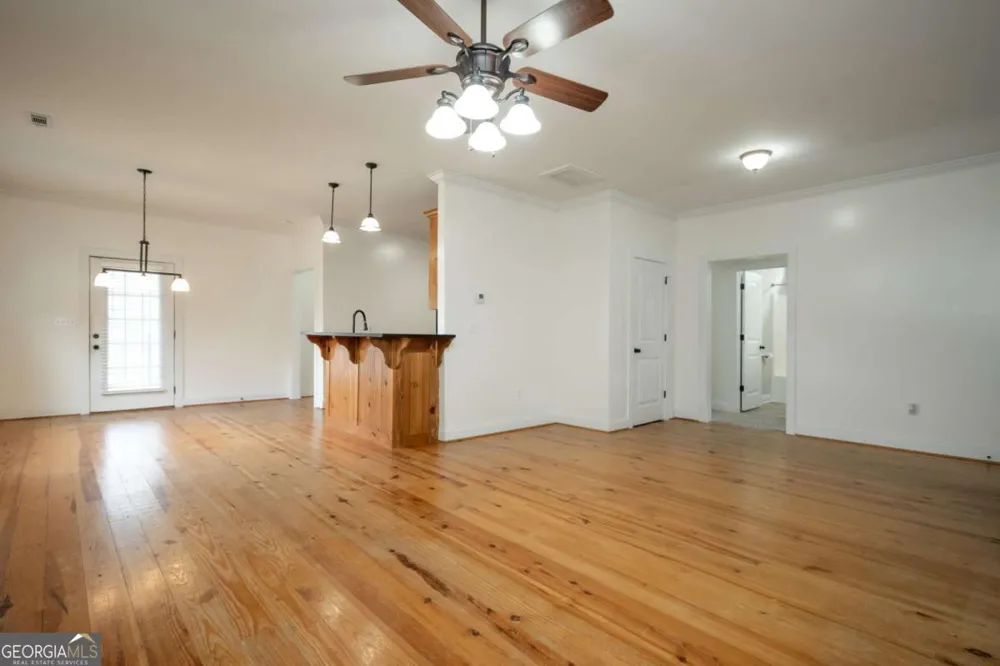 52 Willow Oak CIR Comer, GA 30629