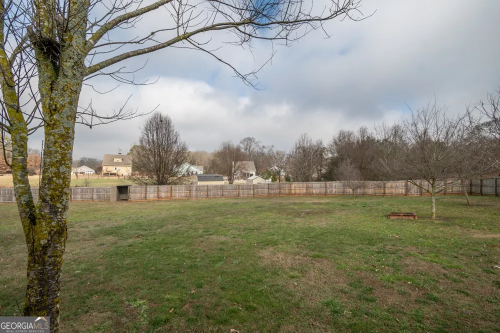 52 Willow Oak CIR Comer, GA 30629