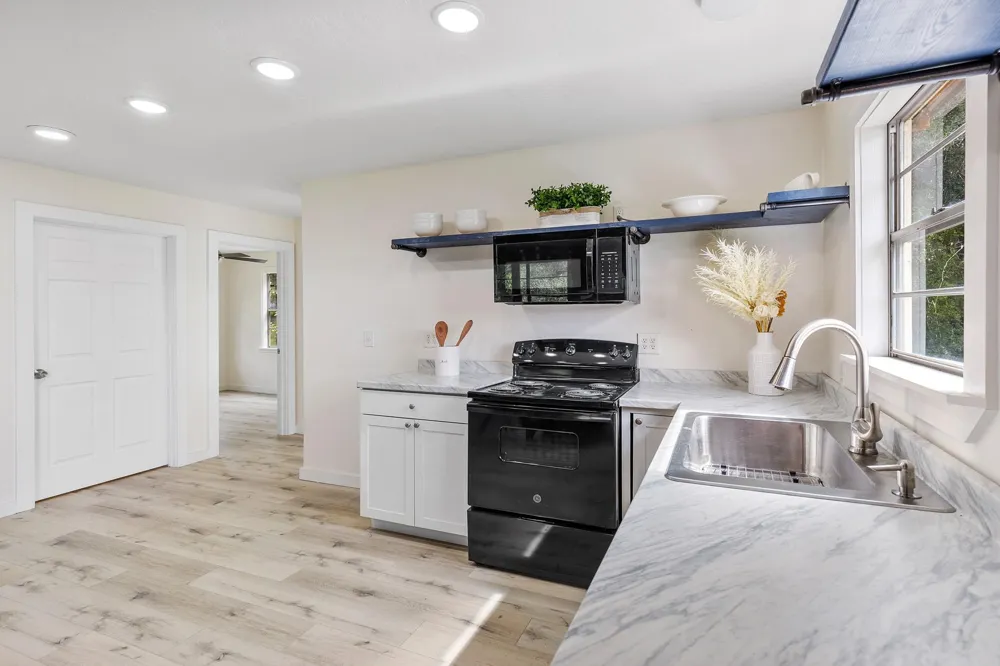 161 White Oak Street Point Blank, TX 77364