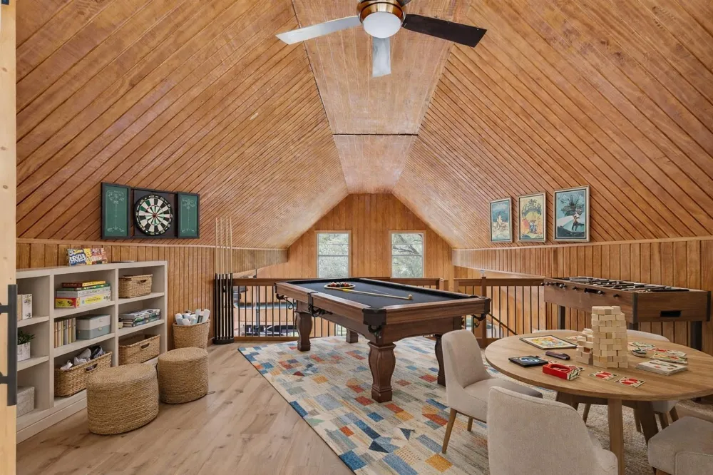 161 White Oak Street Point Blank, TX 77364