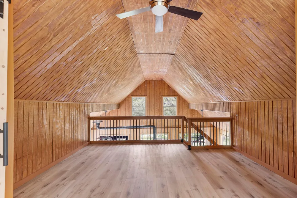 161 White Oak Street Point Blank, TX 77364