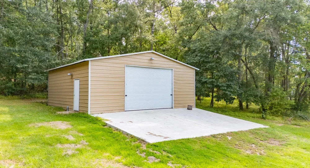 161 White Oak Street Point Blank, TX 77364