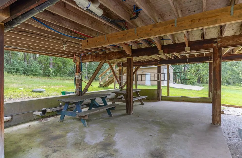 161 White Oak Street Point Blank, TX 77364