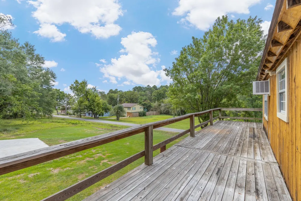 161 White Oak Street Point Blank, TX 77364