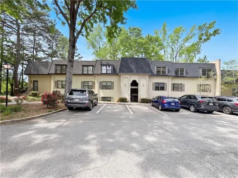 27 Chaumont Square NW