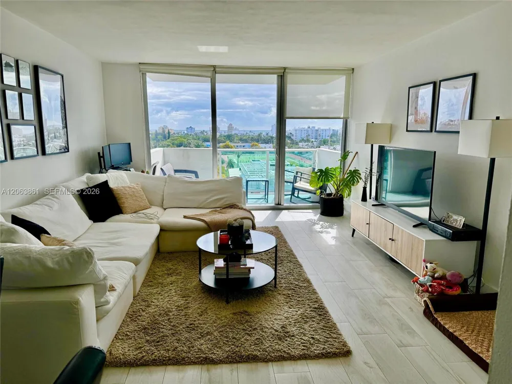 1200 West Ave #908 Miami Beach, FL 33139