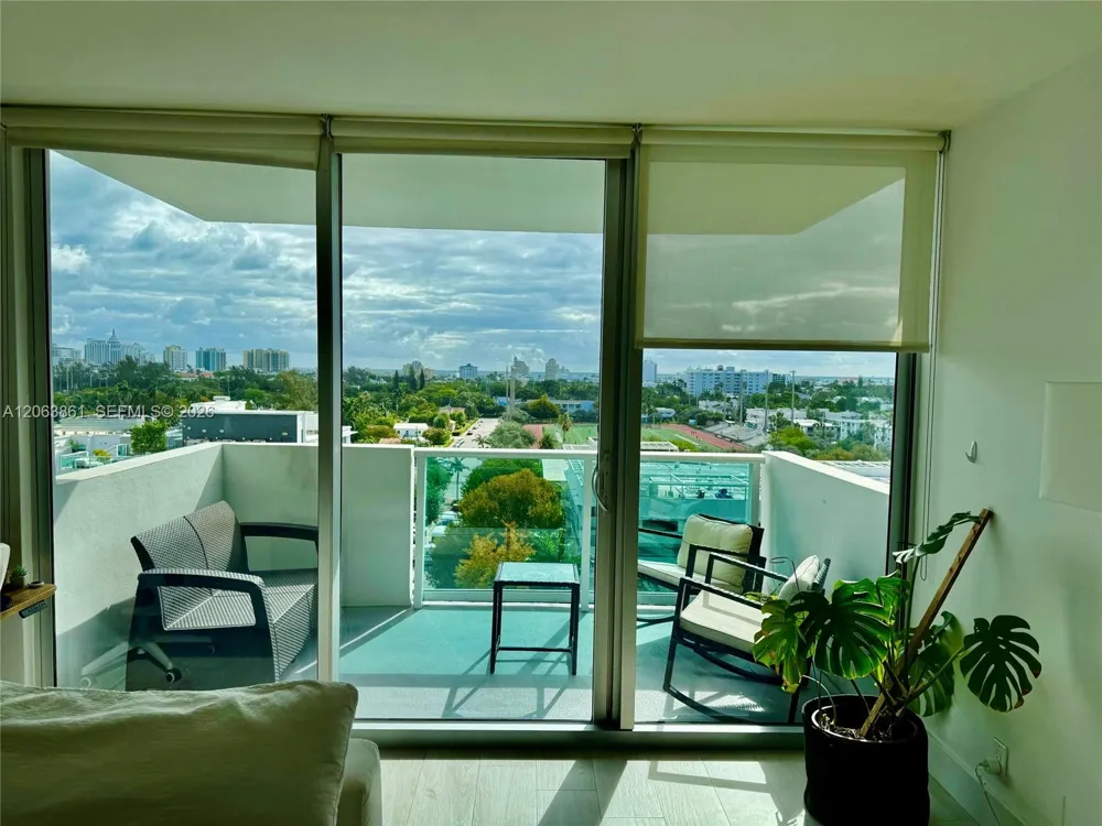 1200 West Ave #908 Miami Beach, FL 33139