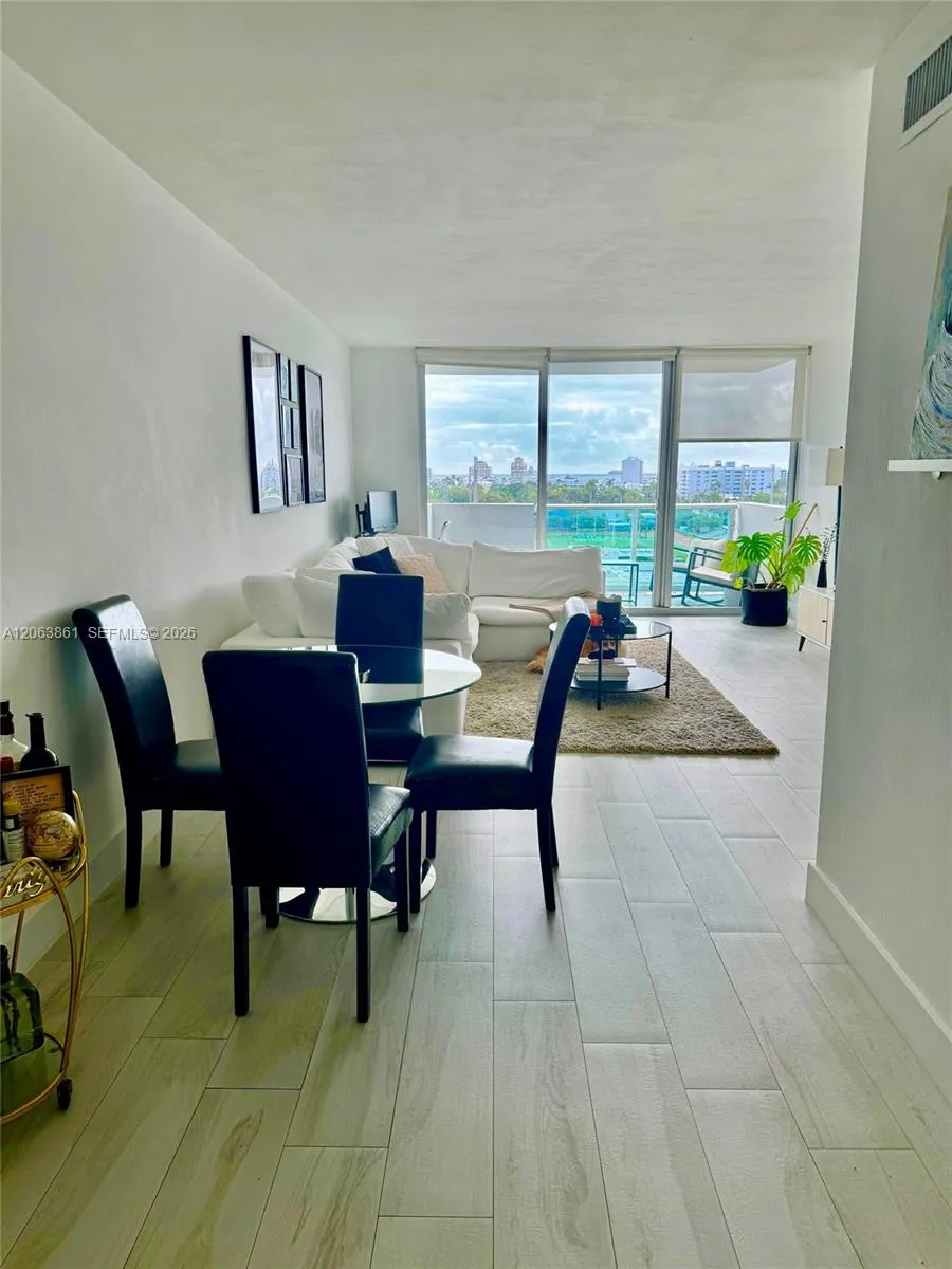 1200 West Ave #908 Miami Beach, FL 33139