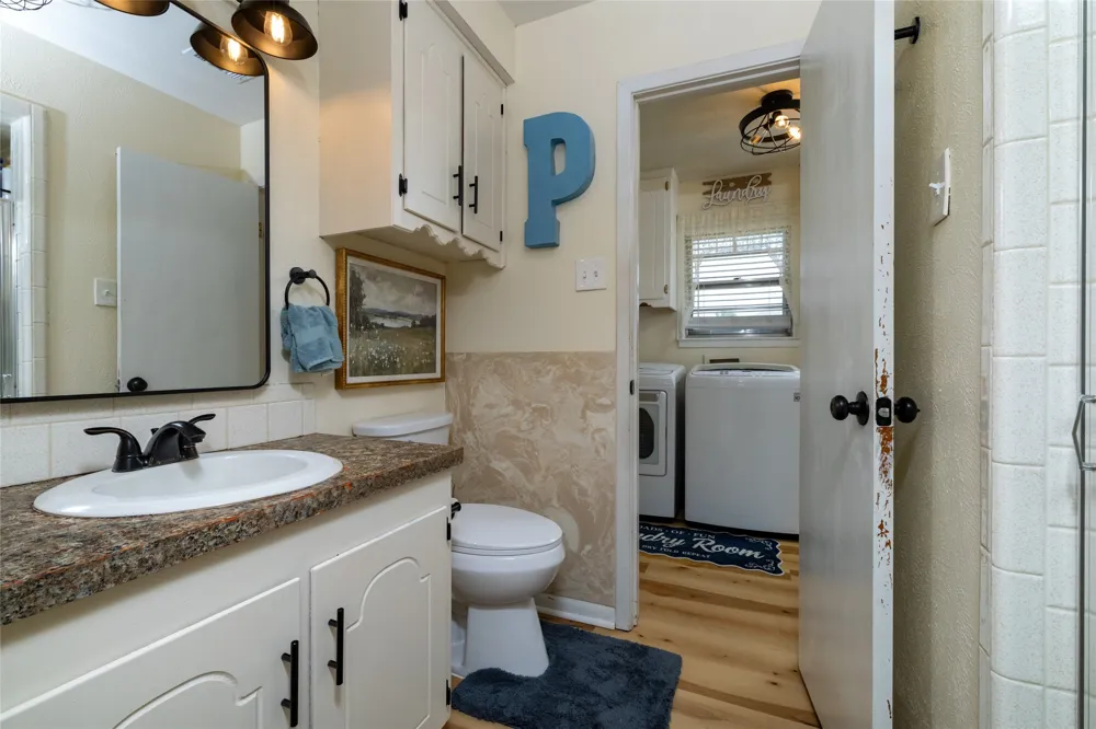 239 S Pine Street Muenster, TX 76252