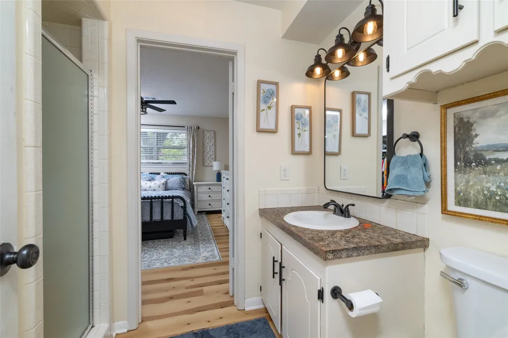 239 S Pine Street Muenster, TX 76252
