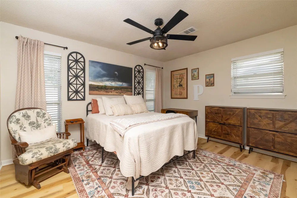 239 S Pine Street Muenster, TX 76252