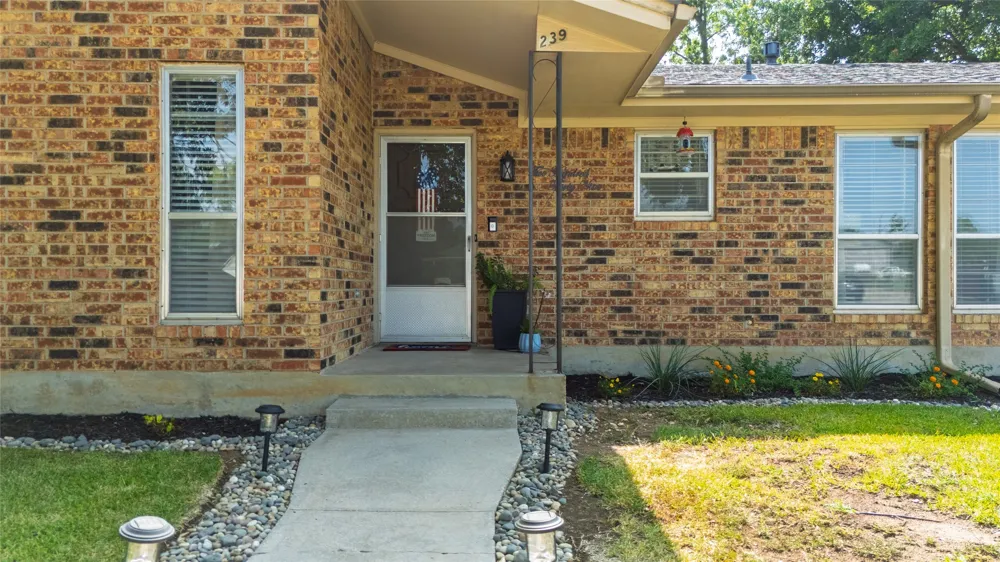 239 S Pine Street Muenster, TX 76252