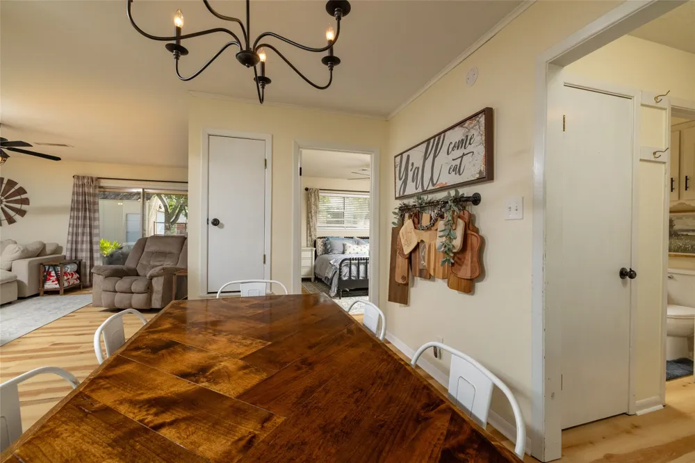 239 S Pine Street Muenster, TX 76252