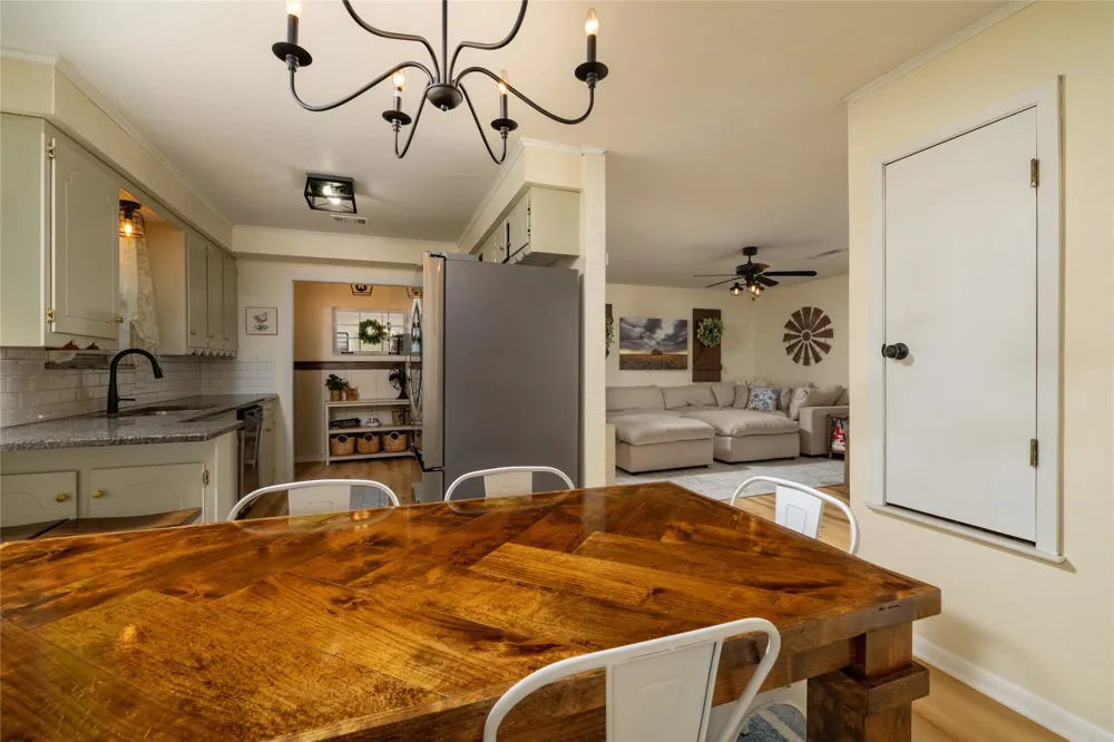 239 S Pine Street Muenster, TX 76252