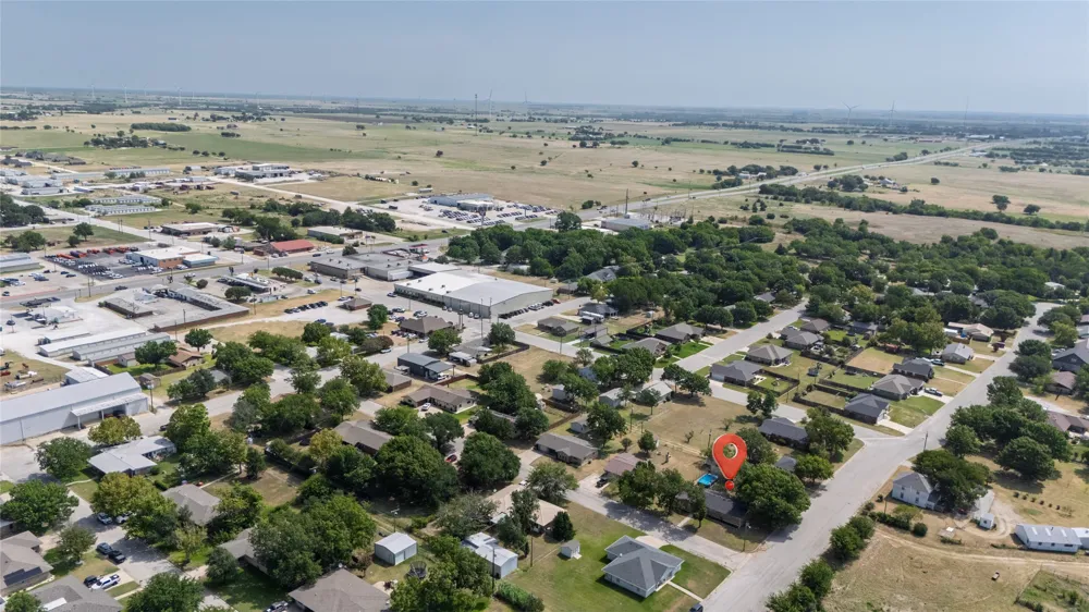 239 S Pine Street Muenster, TX 76252