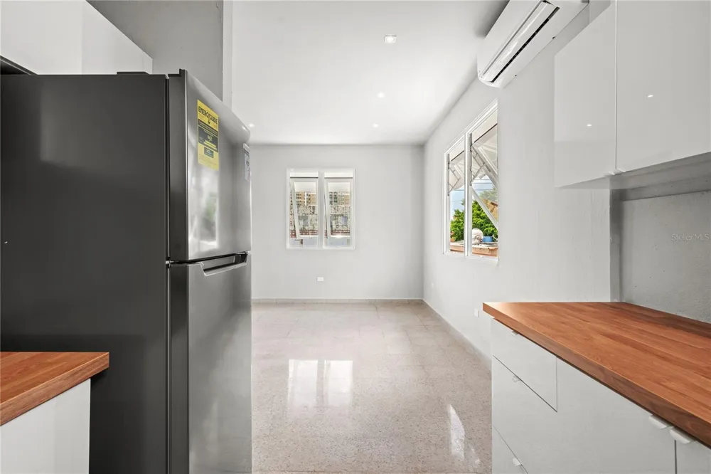 107 TAFT #5 San Juan, PR 00911