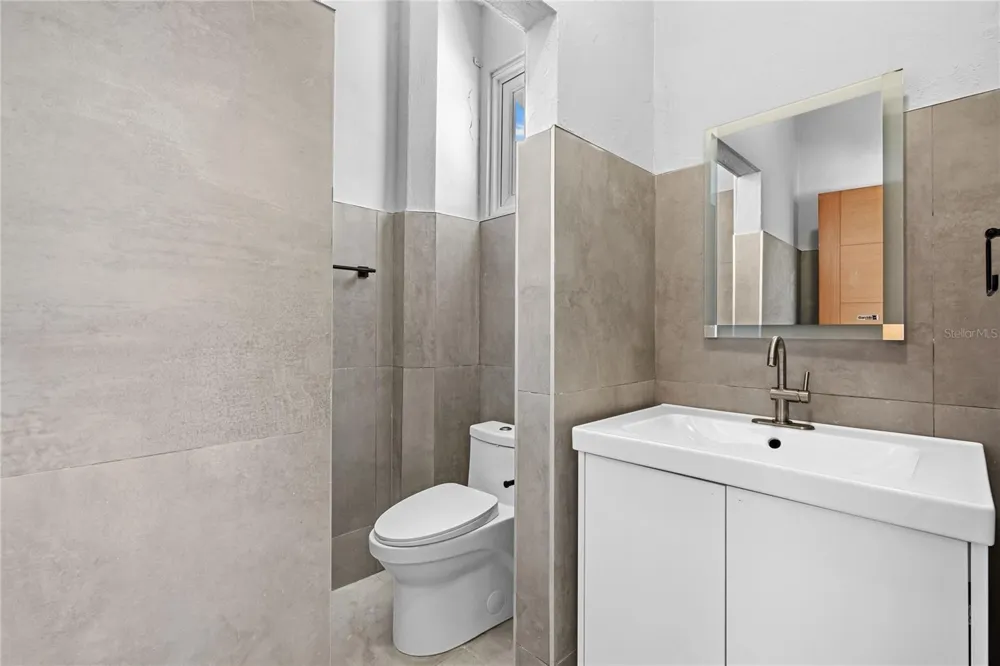 107 TAFT #5 San Juan, PR 00911