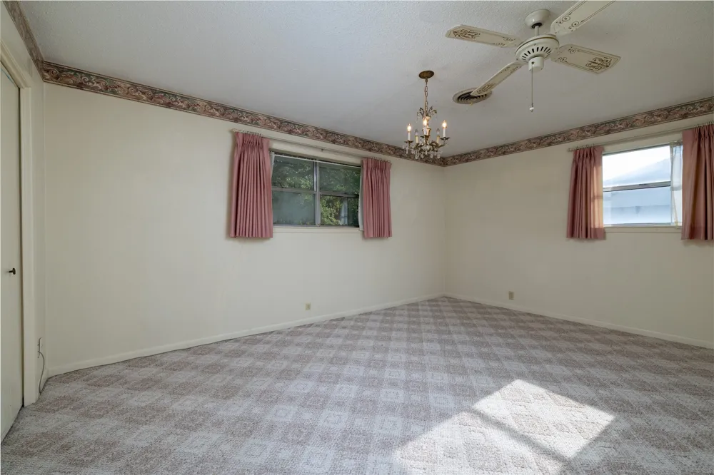 2002 Redbud Road Gainesville, TX 76240