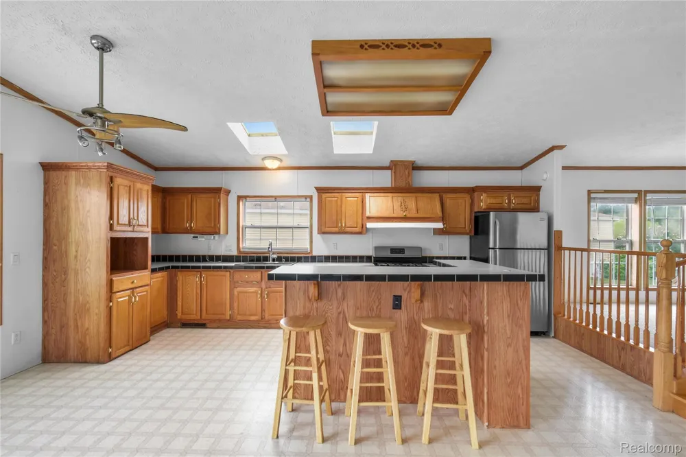 9327 GREENTREE DRIVE Berlin Charter Township, MI 48166