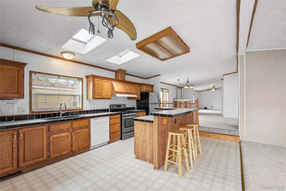 9327 GREENTREE DRIVE Berlin Charter Township, MI 48166