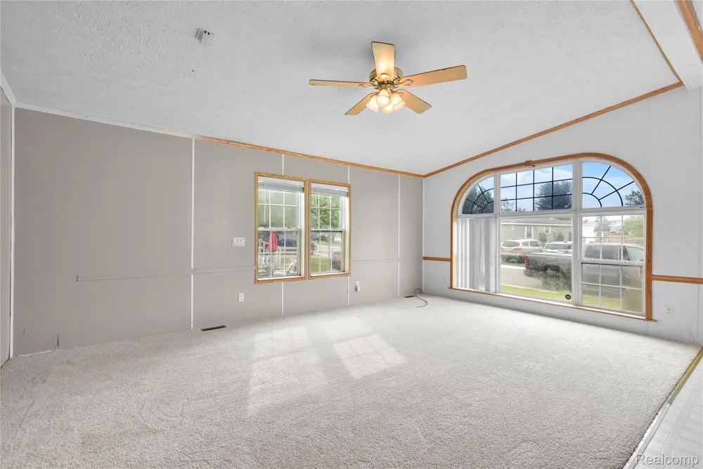 9327 GREENTREE DRIVE Berlin Charter Township, MI 48166