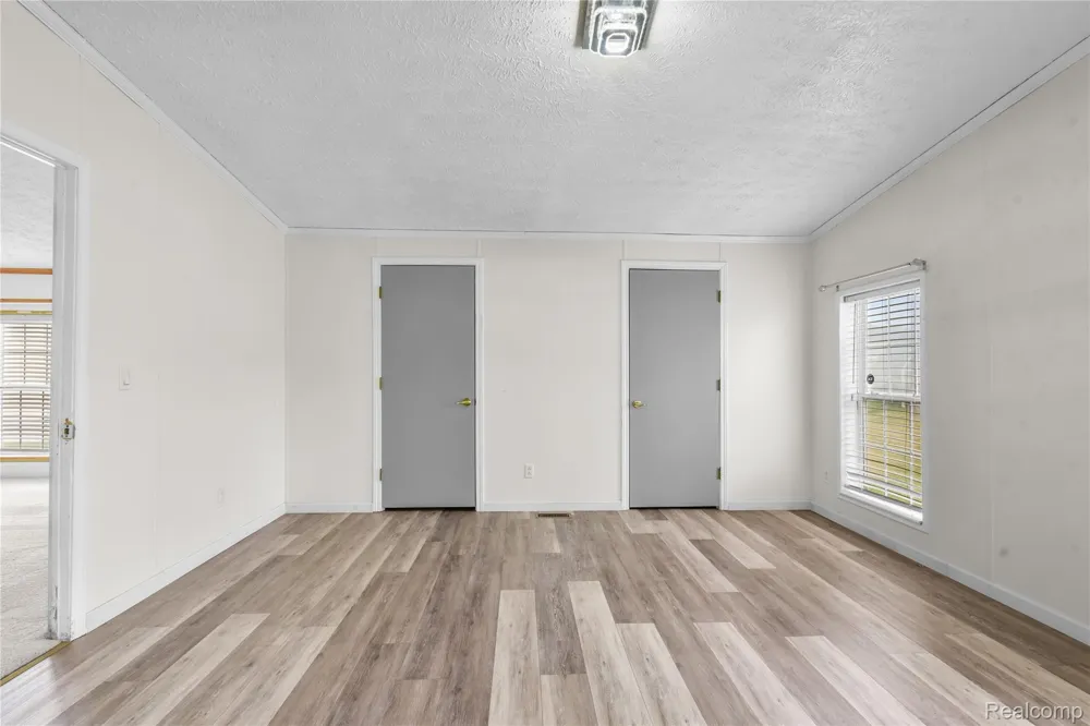 9327 GREENTREE DRIVE Berlin Charter Township, MI 48166