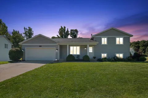 1338 Scott Creek Drive NE