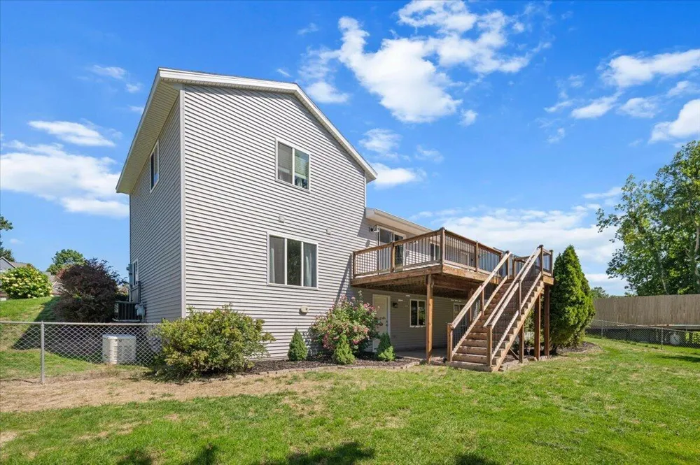 1338 Scott Creek Drive NE Belmont, MI 49306