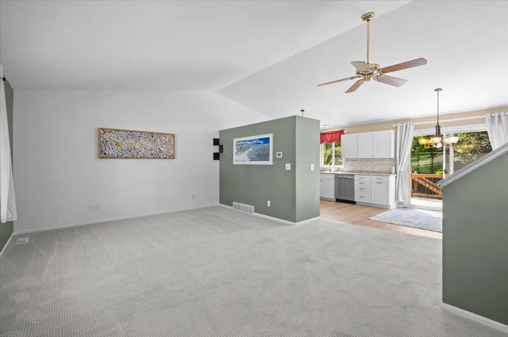 1338 Scott Creek Drive NE Belmont, MI 49306