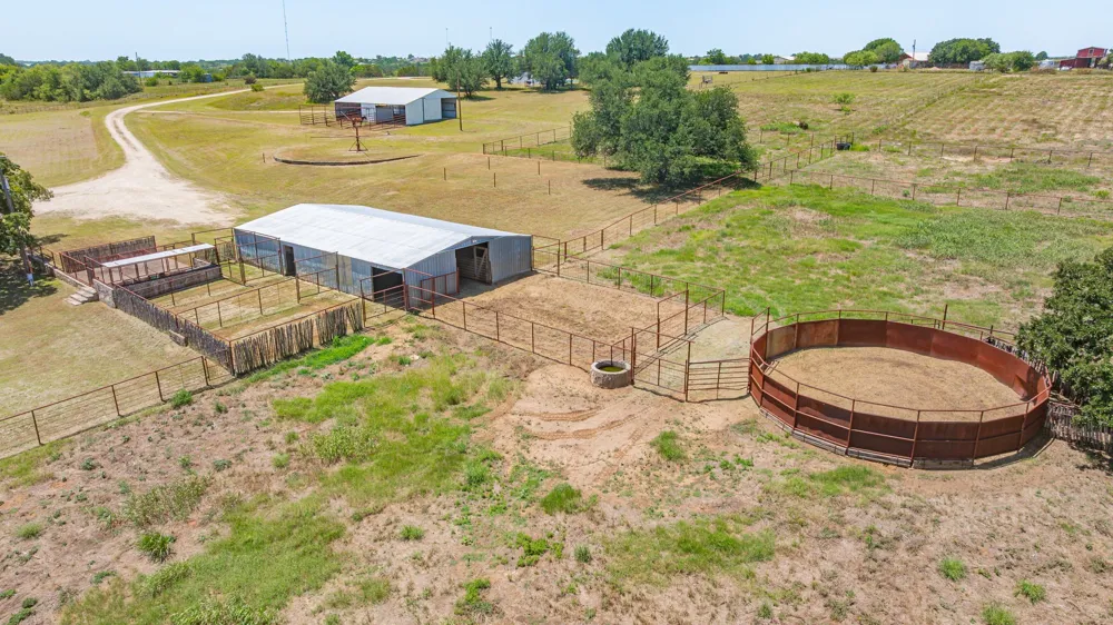 100 County Road 519 Stephenville, TX 76401