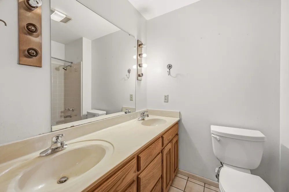 100 County Road 519 Stephenville, TX 76401