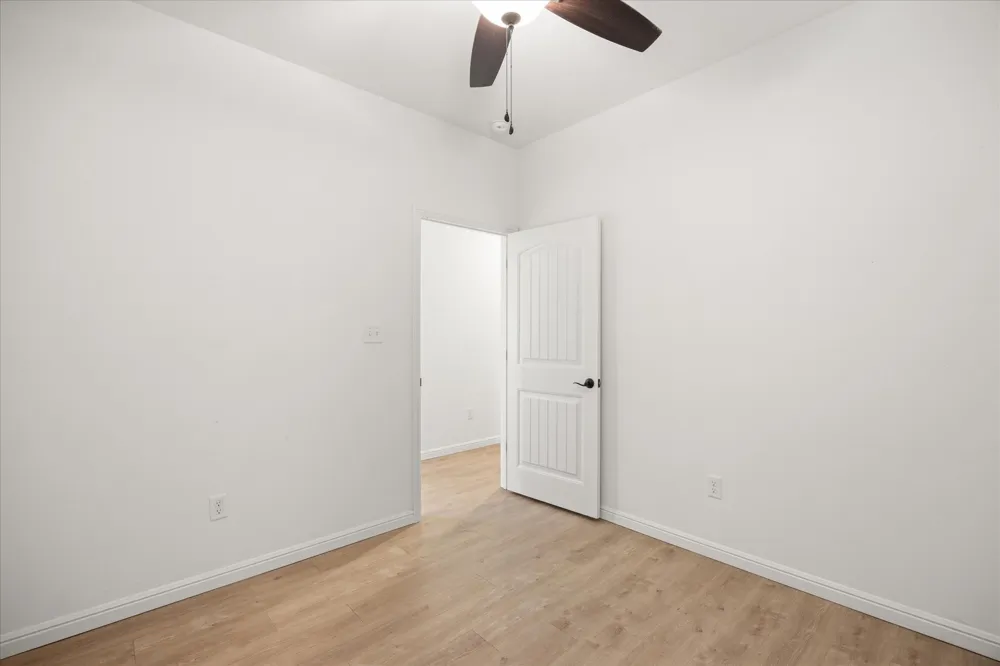 511 W 5th Street Tolar, TX 76476