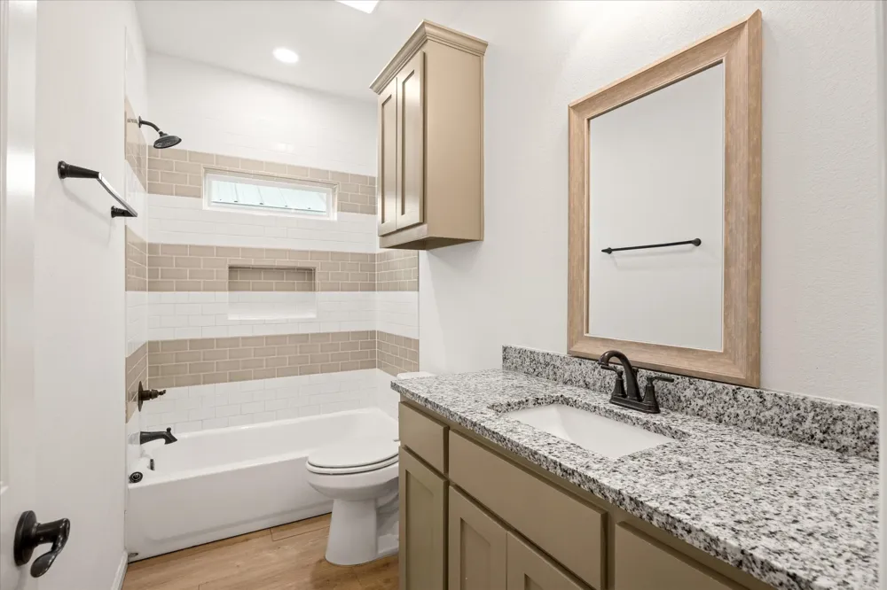 511 W 5th Street Tolar, TX 76476