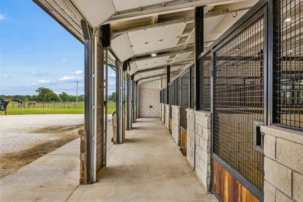 14714 US Highway 377 Whitesboro, TX 76273